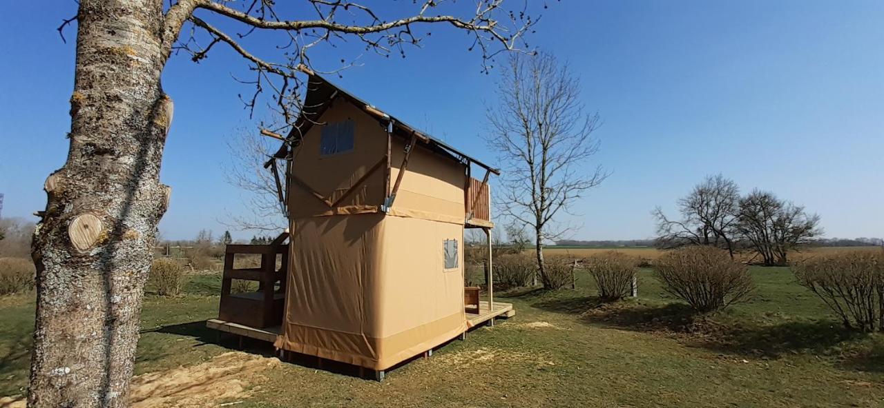 Tente Cabane Du Camping Hautoreille Bannes  Luaran gambar